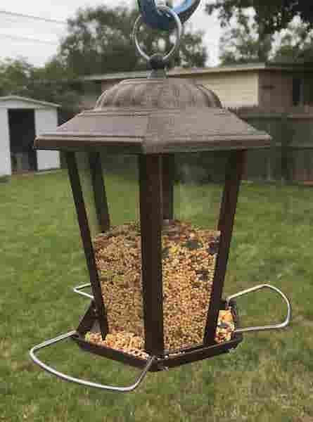 Hopper feeder partially filled
